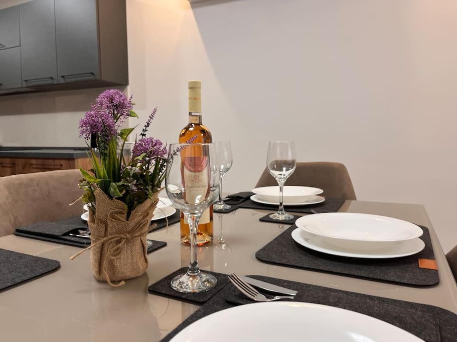 3 Bedroom Seaside Luxury Accommodation - Sleeps 8 San Pawl il-Baħar Zewnętrze zdjęcie